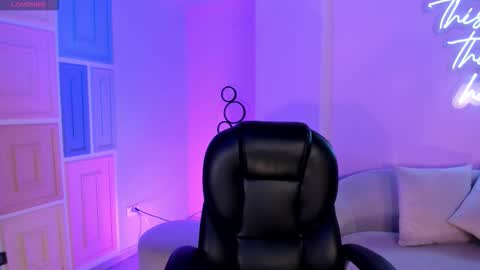 Ayshel online show from 10/21/25, 03:29