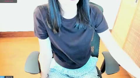 Snapshot of ayumianzu chatting on 06/08/26, 01:11 anzu online show from 06/08/26, 01:11