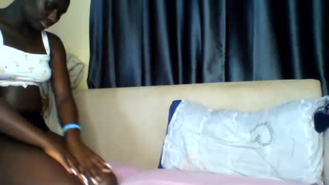azaelia_iris online show from 07/30/26, 06:51