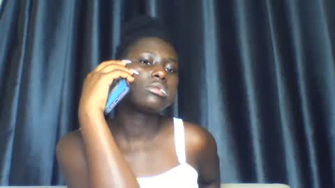 azaelia_iris online show from 08/01/26, 09:19