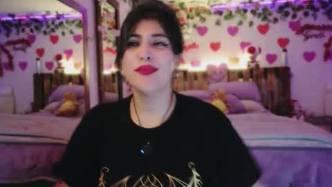 Snapshot of azaharnoor chatting on 06/09/26, 12:11 Azahar online show from 06/09/26, 12:11