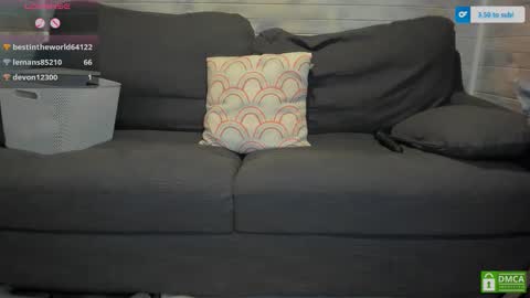 Snapshot of azalea_love chatting on 12/02/25, 02:23 Maribel Bel online show from 12/02/25, 02:23