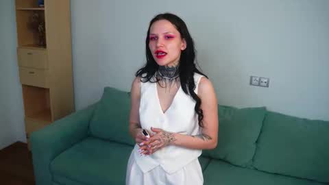 Sara online show from 03/26/26, 07:25