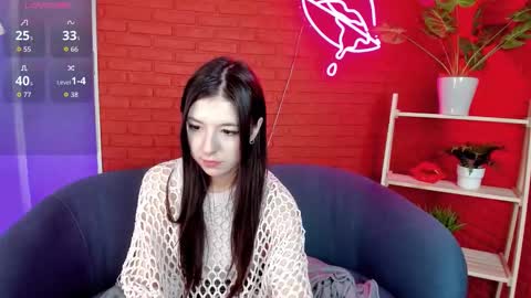 Snapshot of azaliya_haze chatting on 10/10/25, 10:25 Azaliya online show from 10/10/25, 10:25