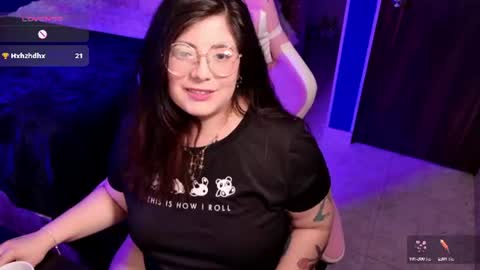 Snapshot of azamy_12 chatting on 06/21/26, 12:35 Amanda online show from 06/21/26, 12:35