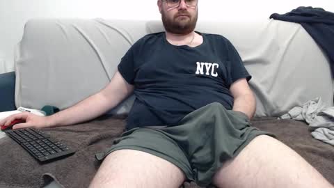 Azer online show from 12/21/25, 09:16