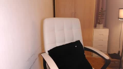 Snapshot of azianalina chatting on 07/07/26, 10:52 Lina online show from 07/07/26, 10:52