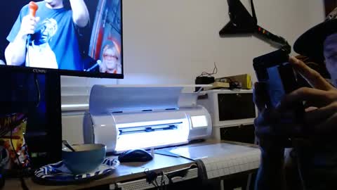 Snapshot of azrider480 chatting on 09/22/25, 12:45 Rider online show from 09/22/25, 12:45