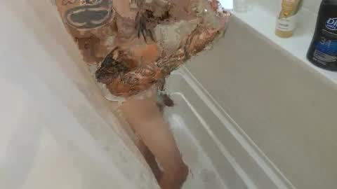 Snapshot of azrider480 chatting on 10/19/25, 03:18 Rider online show from 10/19/25, 03:18