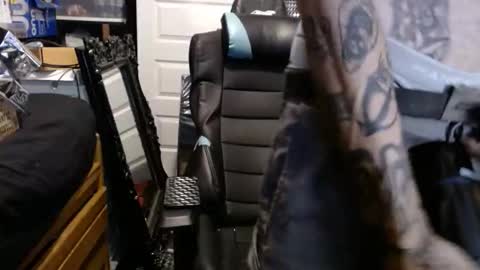 Snapshot of azrider480 chatting on 10/25/25, 07:52 Rider online show from 10/25/25, 07:52