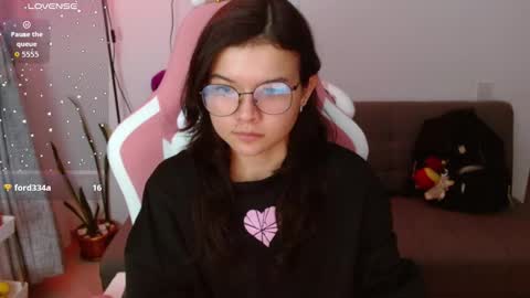 Snapshot of azu_chan chatting on 03/14/26, 02:28 Azu online show from 03/14/26, 02:28