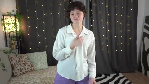 Lisha online show from 05/10/26, 08:14