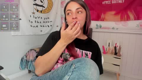 Azucena R online show from 12/07/24, 02:35