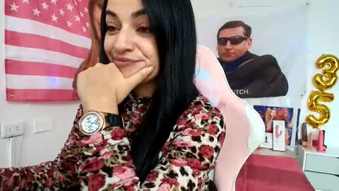 Snapshot of azucenaxxxgp chatting on 05/21/26, 03:30 Azucena R online show from 05/21/26, 03:30