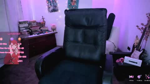 Snapshot of azul_prim chatting on 04/18/26, 07:07 online show from 04/18/26, 07:07