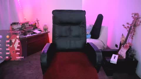 Snapshot of azul_prim chatting on 05/20/26, 05:41 online show from 05/20/26, 05:41