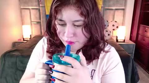 Snapshot of azul_veraa chatting on 06/25/26, 12:20 Azul online show from 06/25/26, 12:20
