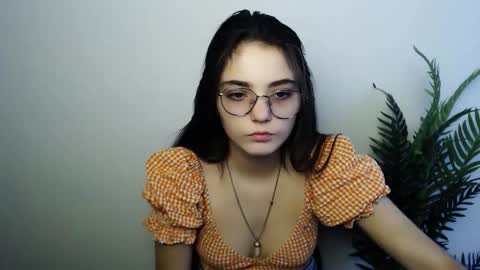 azumi_chan_ online show from 11/29/25, 09:56