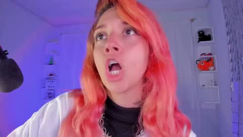 azumi saan online show from 12/17/24, 04:01