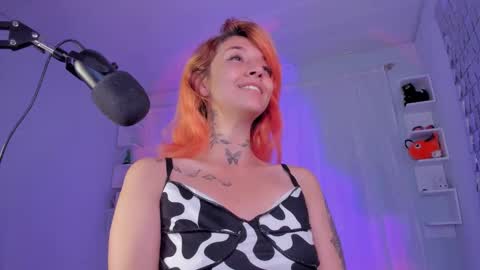 azumi saan online show from 01/09/25, 06:38