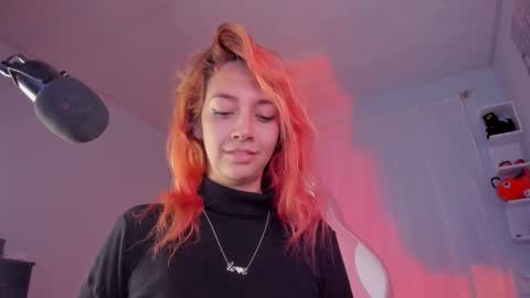 azumi saan online show from 01/14/25, 03:22