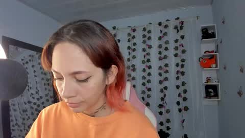 azumi saan online show from 10/06/25, 01:14