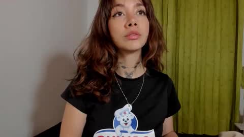 azumi saan online show from 02/11/26, 02:49