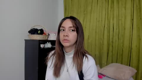 Snapshot of azumi_saan chatting on 04/22/26, 01:52 azumi saan online show from 04/22/26, 01:52
