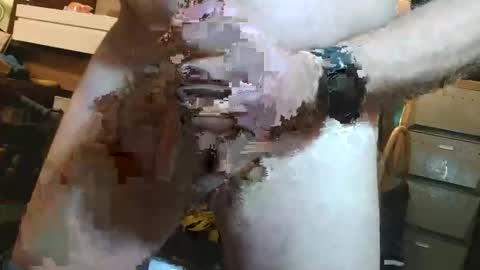 Snapshot of azzlis chatting on 02/05/25, 03:31 huge mature cock online show from 02/05/25, 03:31