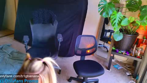 b1gbanana online show from 01/22/25, 08:28