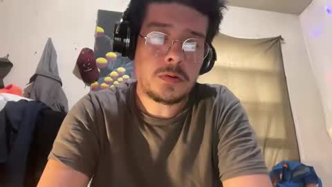 Snapshot of b1gd1k290013 chatting on 03/31/26, 10:54 b1gd1k290013 online show from 03/31/26, 10:54