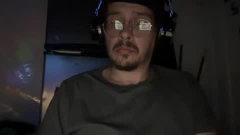 Snapshot of b1gd1k290013 chatting on 04/16/26, 07:42 b1gd1k290013 online show from 04/16/26, 07:42