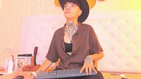 Anny online show from 01/12/26, 03:23