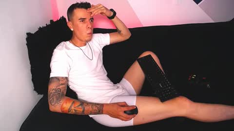 baan9 online show from 02/04/25, 01:48