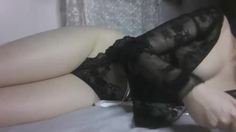 Snapshot of babe_singer_undercover chatting on 11/01/25, 07:49 Ava online show from 11/01/25, 07:49