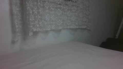 Snapshot of babe_singer_undercover chatting on 12/02/25, 04:35 Ava online show from 12/02/25, 04:35