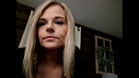 Babeb online show from 11/25/25, 01:05