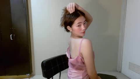 Snapshot of babedine chatting on 01/18/25, 06:45 babedine online show from 01/18/25, 06:45