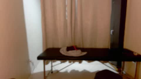 Snapshot of babedine chatting on 02/17/25, 04:53 babedine online show from 02/17/25, 04:53