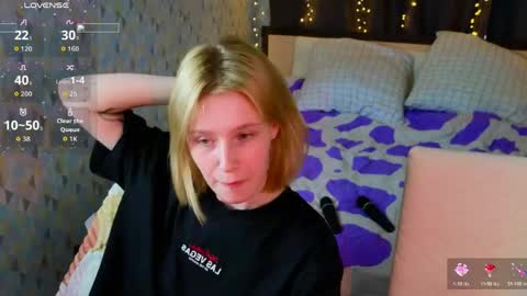Sweety Eva online show from 04/24/26, 01:35