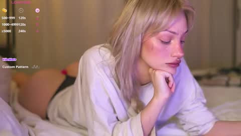 Hey  Im your angel Holly online show from 10/26/25, 09:53