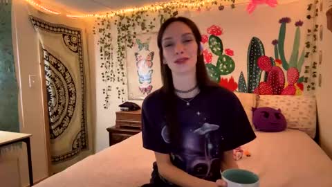 Fern Browning online show from 01/09/25, 03:55