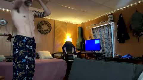 Fern Browning online show from 01/23/25, 03:54