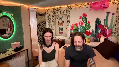 Fern Browning online show from 01/29/25, 04:19