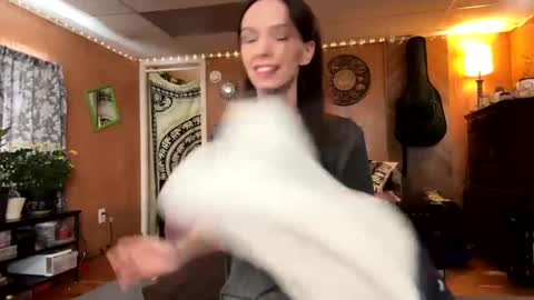 Fern Browning online show from 02/14/25, 05:57