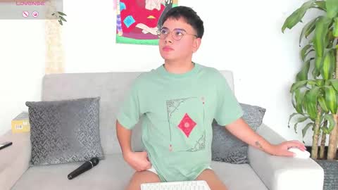 Anngel online show from 11/20/25, 02:17