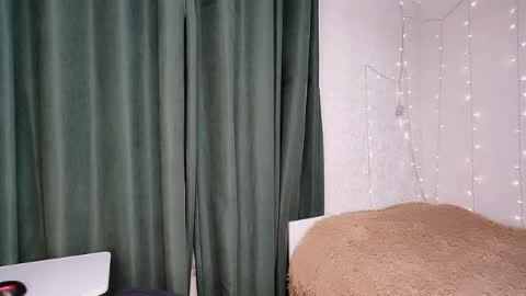 Snapshot of baby_baby96 chatting on 04/14/26, 05:52 Alis online show from 04/14/26, 05:52