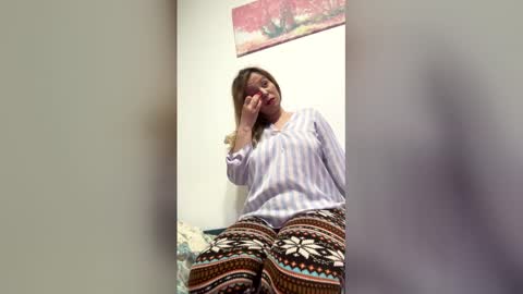 Snapshot of baby_blondee chatting on 04/19/26, 06:10 Baby Blonde online show from 04/19/26, 06:10