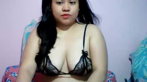Snapshot of baby_brie chatting on 02/04/26, 06:25 Welcome Guys Glad To See U here My Name is Brie Hope We have Good Time here online show from 02/04/26, 06:25