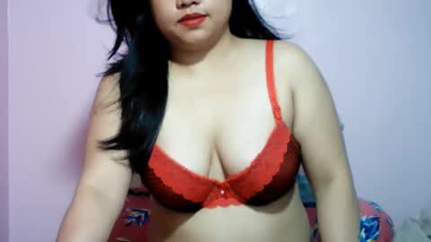 Snapshot of baby_brie chatting on 02/11/26, 05:51 Welcome Guys Glad To See U here My Name is Brie Hope We have Good Time here online show from 02/11/26, 05:51